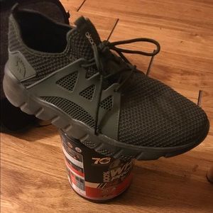 Training Shoe Akademiks Shoes 👟